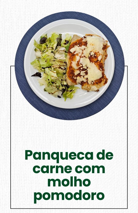 Panqueca de carne com molho pomodoro